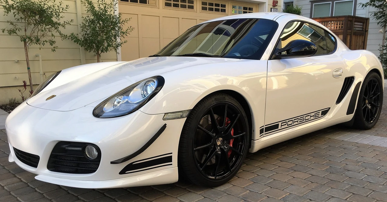 2012 Porsche 987 Cayman R - Image 8 of 31