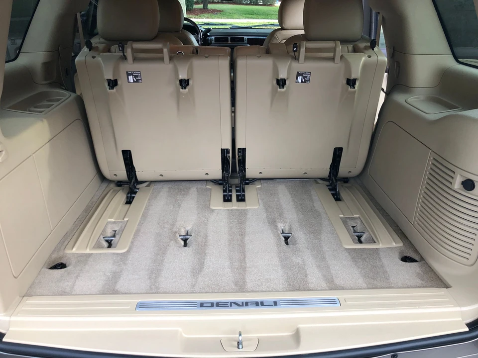 2012 Cadillac Escalade & EXT 3rd Gen - Image 3 of 30