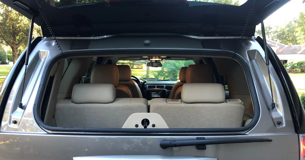 2012 Cadillac Escalade & EXT 3rd Gen - Image 9 of 30