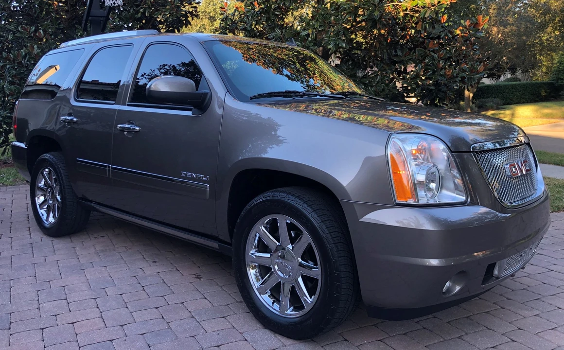 2012 Cadillac Escalade & EXT 3rd Gen - Image 16 of 30