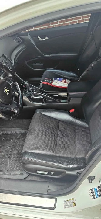 2012 Acura TSX 2nd Gen - Image 9 of 10