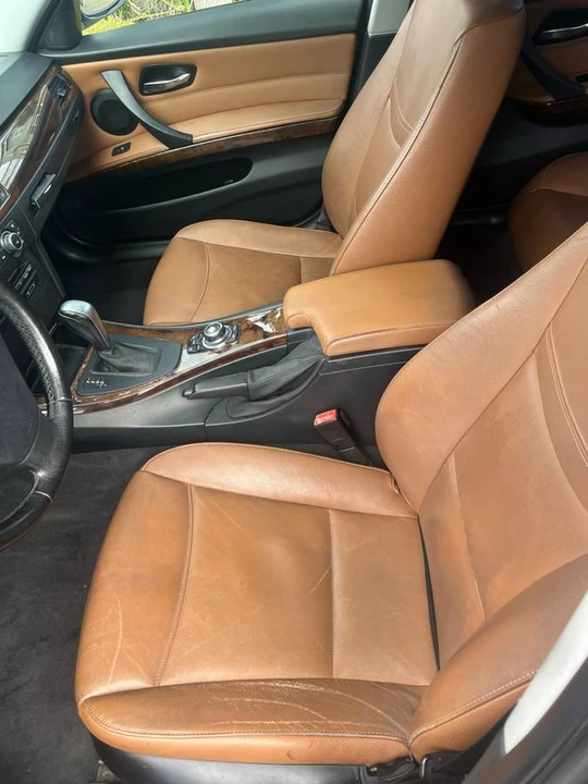 2011 BMW E90 3 Series Sedan - Image 9 of 17