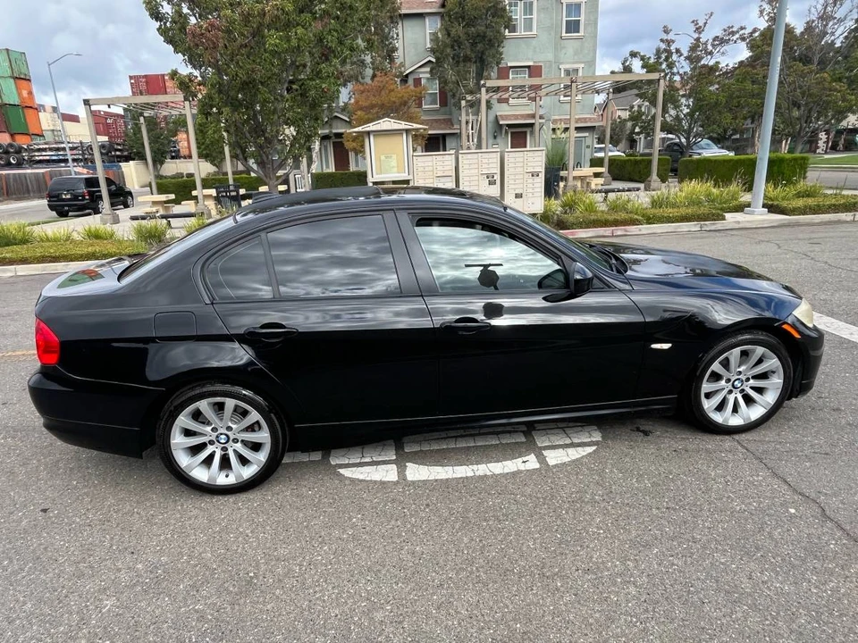 2011 BMW E90 3 Series Sedan - Image 2 of 17