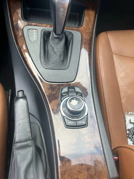 2011 BMW E90 3 Series Sedan - Image 13 of 17