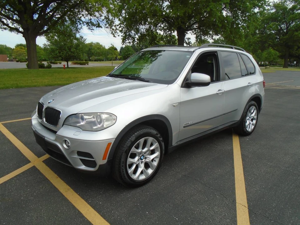 2012 BMW E70 X5 - Image 2 of 24