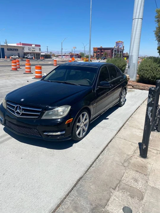 2012 Mercedes-Benz W204 C-Class - Image 6 of 11