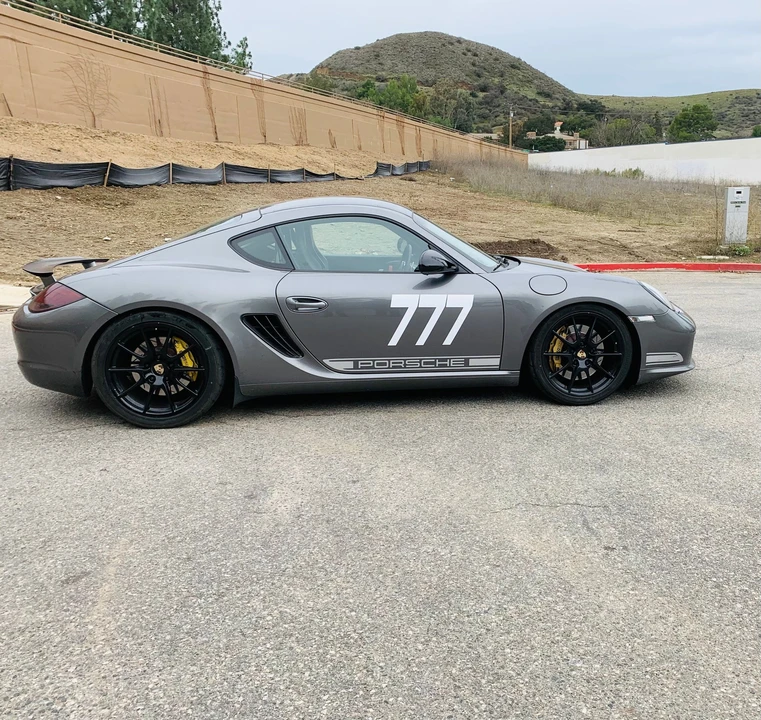 2012 Porsche 987 Cayman R - Image 2 of 9
