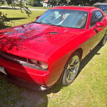 2012 Dodge Challenger XST V6