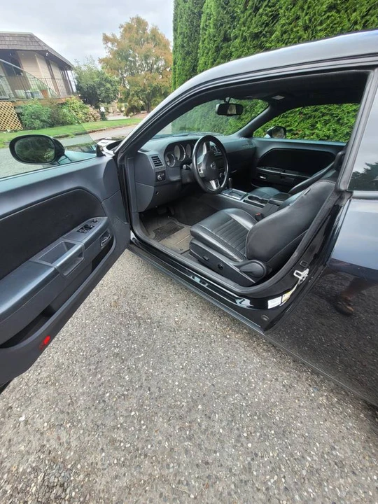 2012 Dodge Challenger 3rd Gen - Image 5 of 6