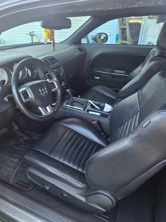 2012 Dodge Challenger 3rd Gen - Image 7 of 8