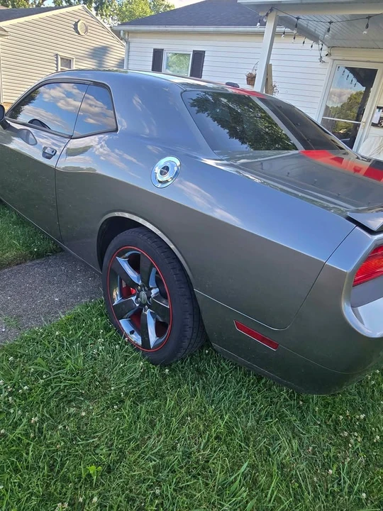 2012 Dodge Challenger 3rd Gen - Image 3 of 8