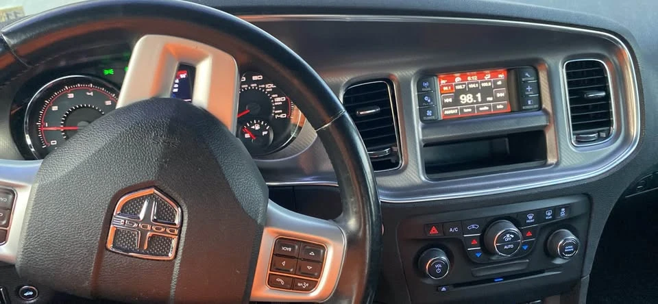 2012 Dodge Charger 7th Gen - Image 4 of 5