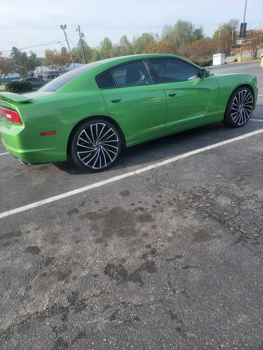 2012 Dodge Charger 7th Gen - Image 3 of 4