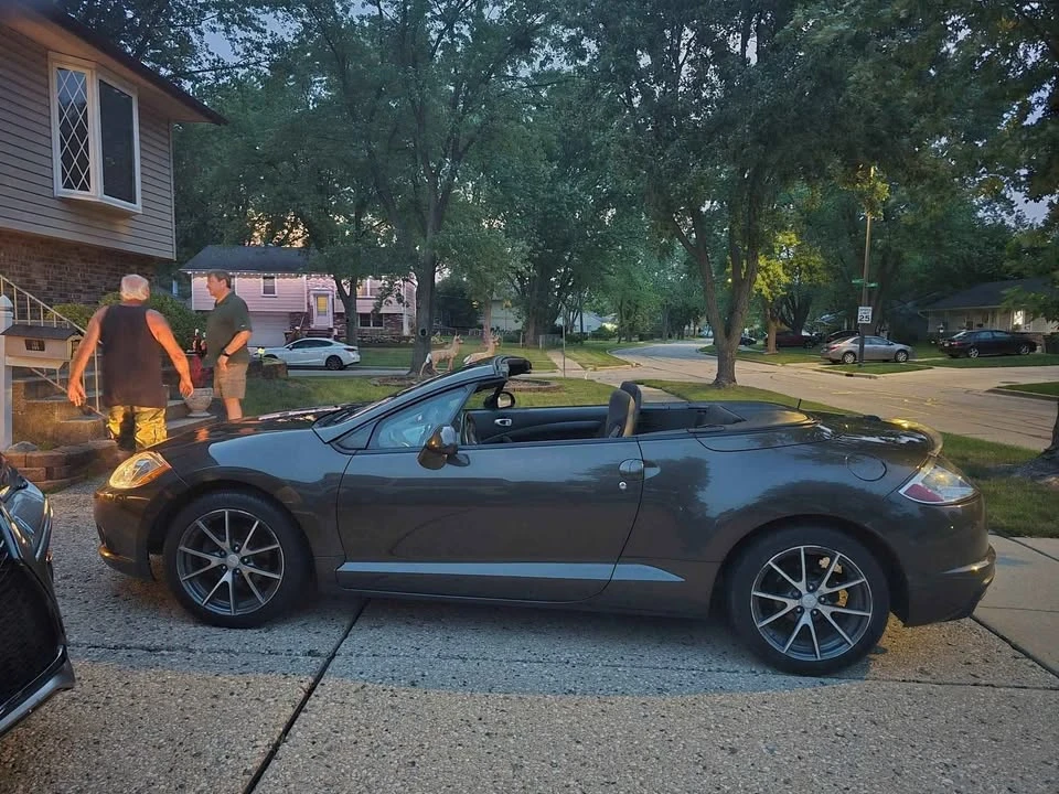 2012 Mitsubishi Eclipse 4th Gen - Image 2 of 9
