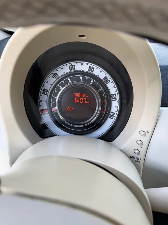 2012 Fiat 500 - Image 3 of 10