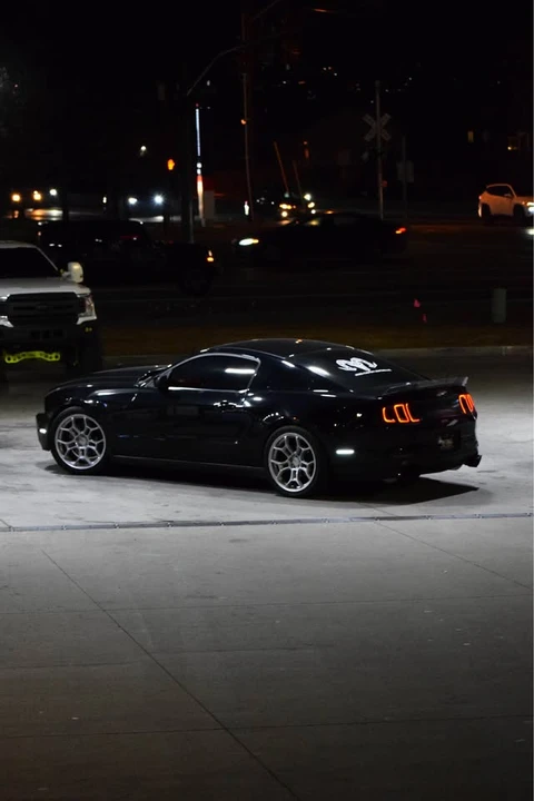 2012 Ford S197 Mustang - Image 2 of 8