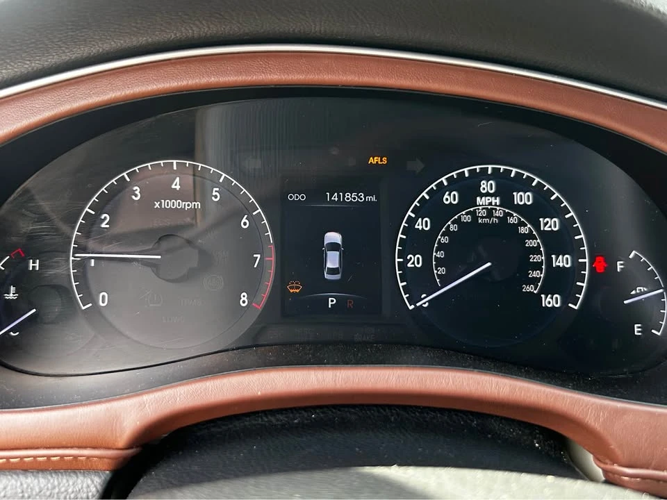 2012 Hyundai Genesis - Image 9 of 10