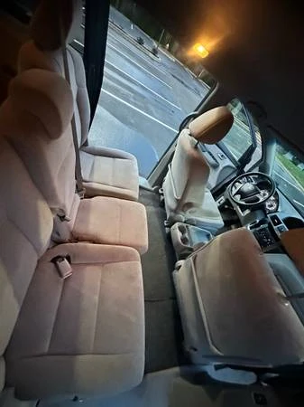 2012 Honda Odyssey - Image 10 of 16