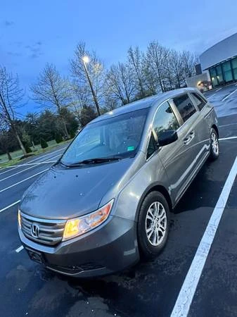 2012 Honda Odyssey - Image 2 of 16