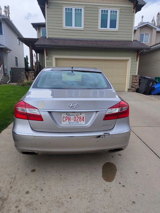 2012 Hyundai Genesis - Image 6 of 7