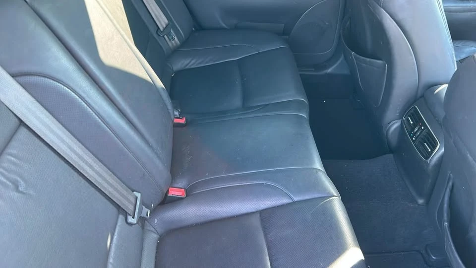 2012 Hyundai Genesis - Image 6 of 8