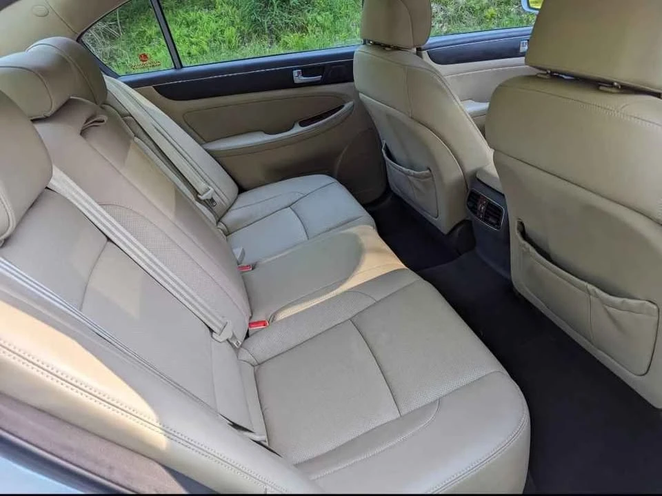2012 Hyundai Genesis - Image 9 of 9