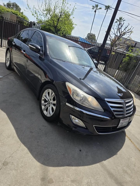 2012 Hyundai Genesis - Image 3 of 9