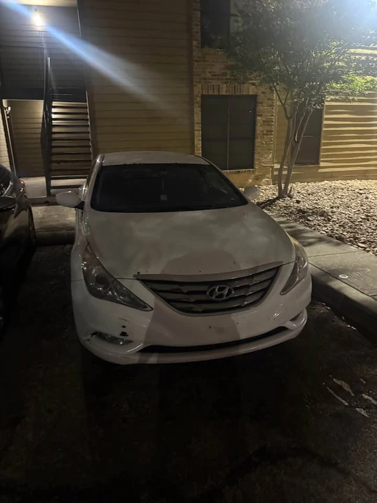 2012 Hyundai Sonata - Image 3 of 5