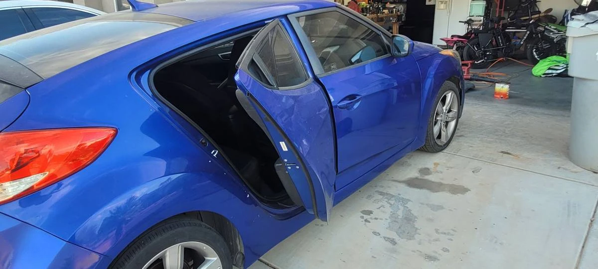2012 Hyundai Veloster - Image 4 of 4