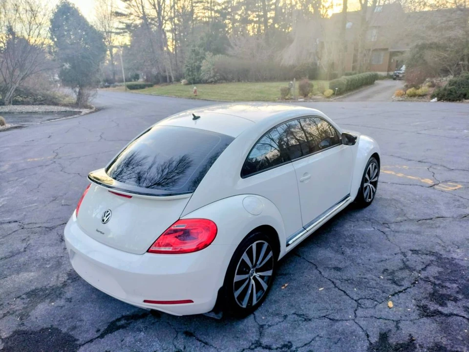 2012 Volkswagen A5 Beetle - Image 6 of 20