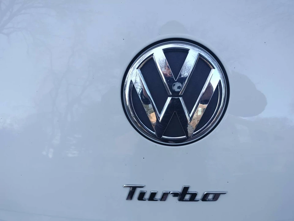 2012 Volkswagen A5 Beetle - Image 15 of 20