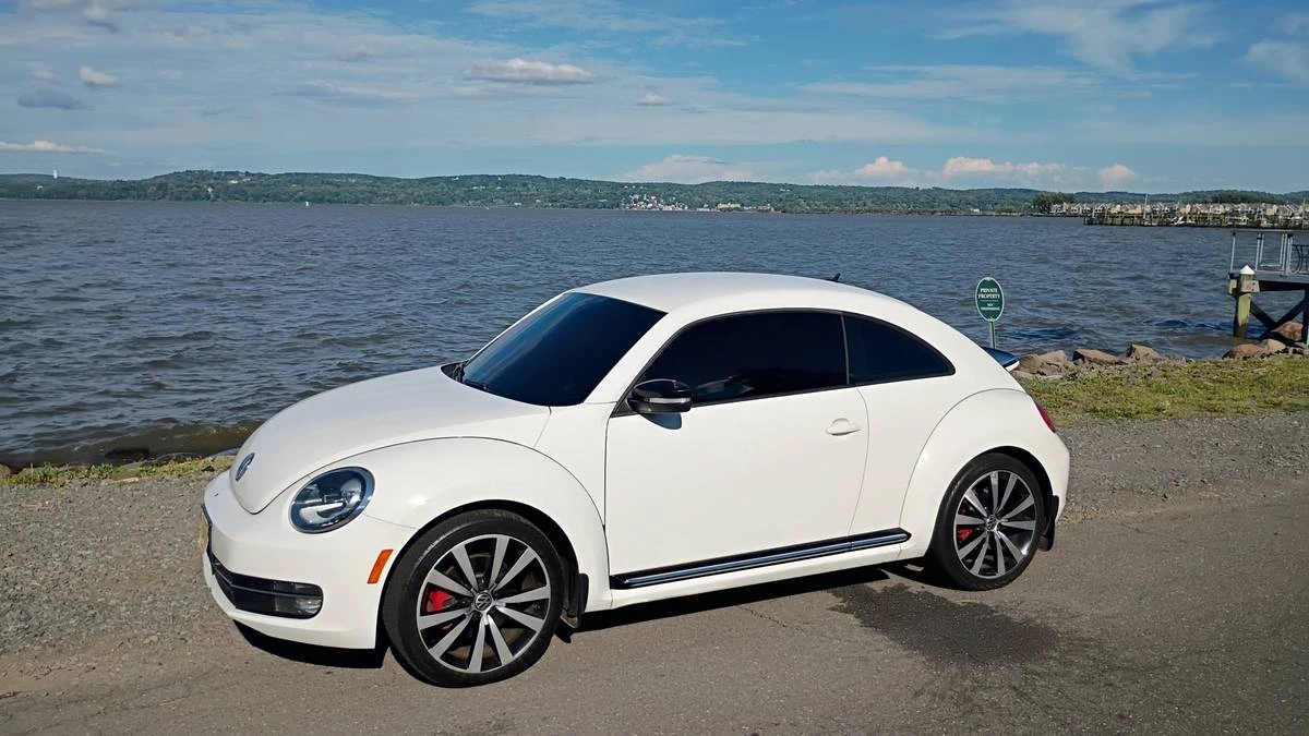 2012 Volkswagen A5 Beetle - Image 19 of 20