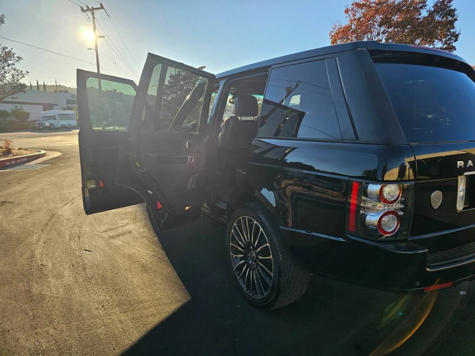 2012 Land Rover Range Rover L322 - Image 17 of 22