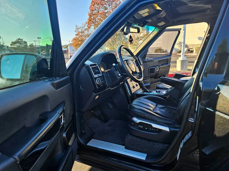 2012 Land Rover Range Rover L322 - Image 19 of 22