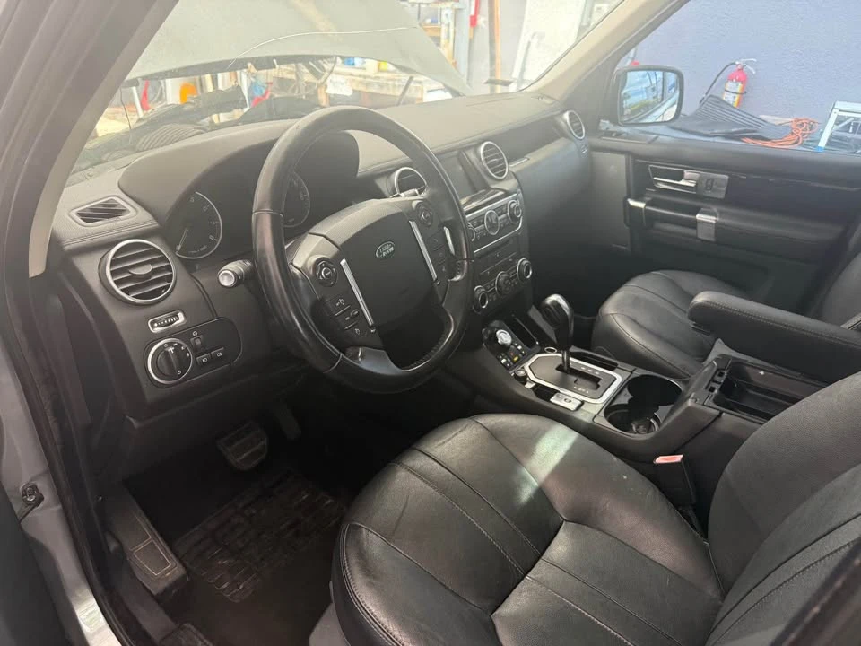 2012 Land Rover Discovery 4th Gen - Image 7 of 8