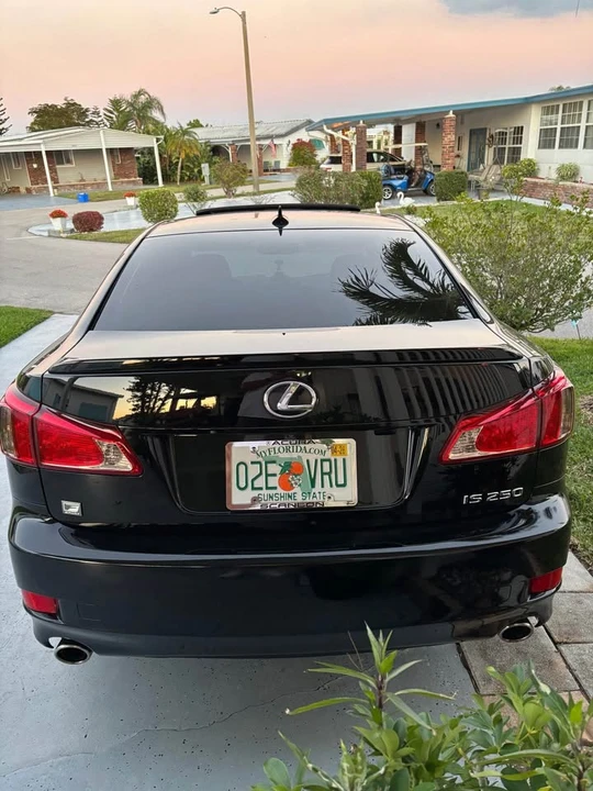 2012 Lexus IS 2nd Gen - Image 4 of 7