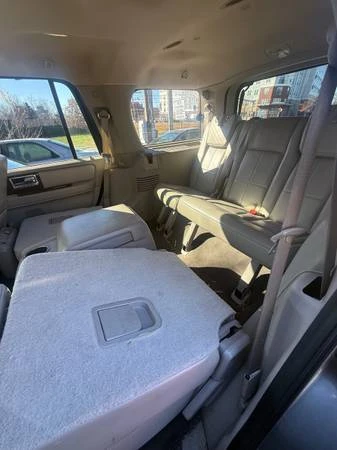 2012 Lincoln Navigator 3rd Gen - Image 4 of 8