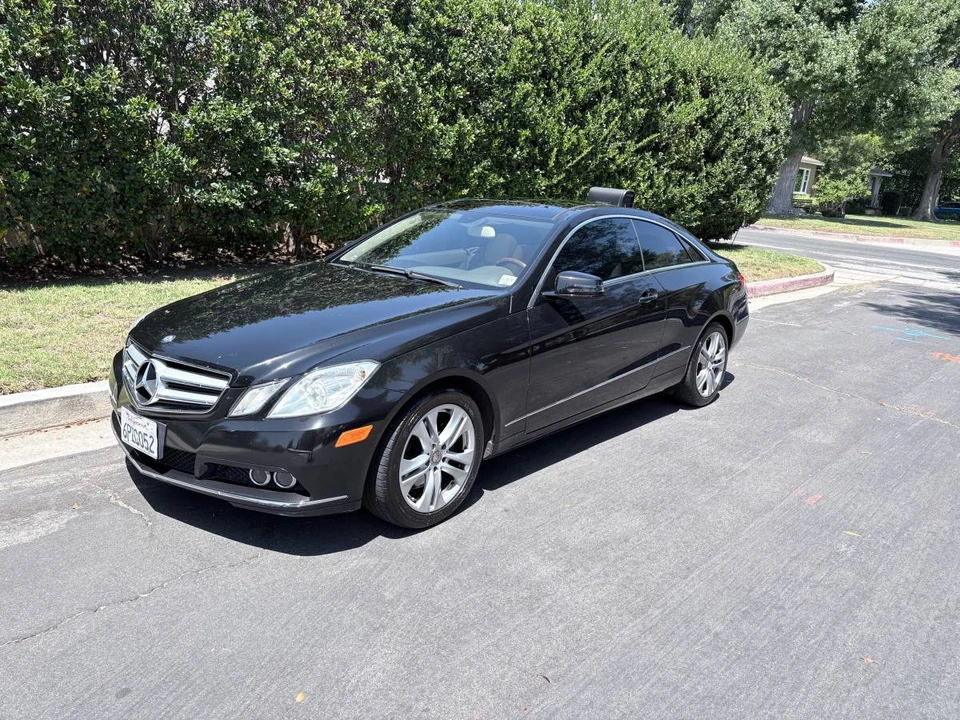 2012 Mercedes-Benz C207/A207 E-Class Coupe & Convertible - Image 2 of 10