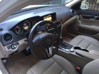 2011 Mercedes-Benz W204 C-Class - Image 2 of 7
