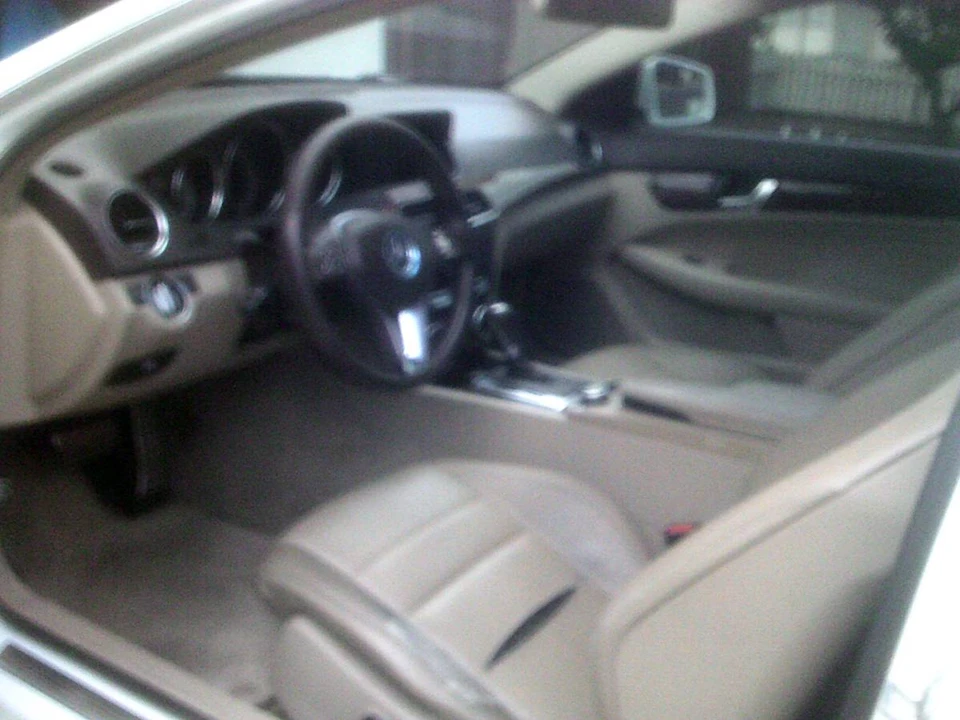 2012 Mercedes-Benz W204 C-Class - Image 6 of 7