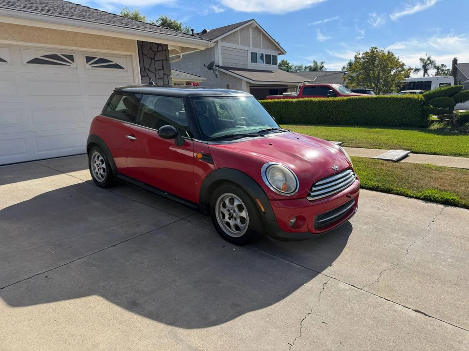 2012 Mini Mini 2nd Gen - Image 5 of 9