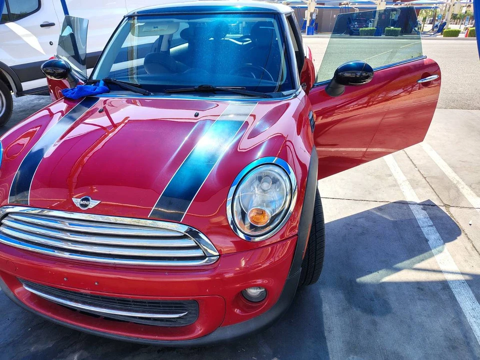 2012 Mini Mini 2nd Gen - Image 2 of 7