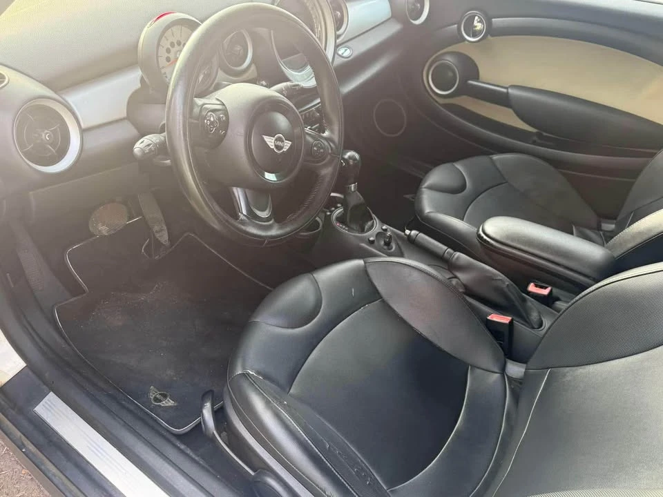2012 Mini Coupe & Roadster - Image 2 of 6