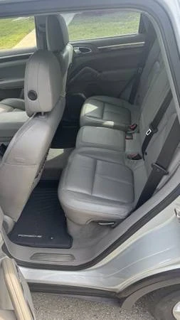 2012 Porsche 958 Cayenne S - Image 7 of 12