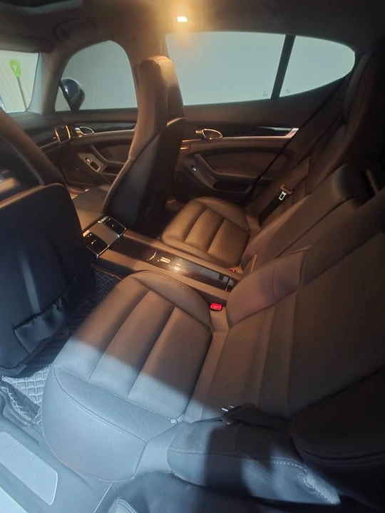 2012 Porsche 970 Panamera - Image 16 of 17