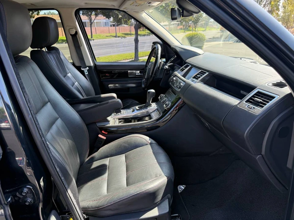 2012 Land Rover Range Rover L322 - Image 9 of 14
