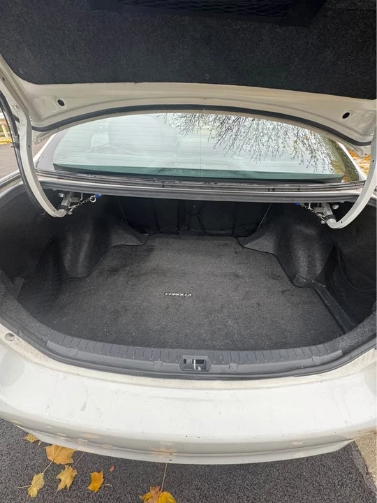 2012 Toyota Corolla 10th Gen - Image 9 of 10