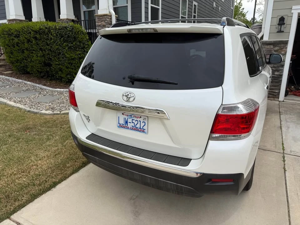2012 Toyota Highlander - Image 4 of 10