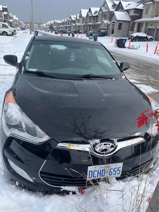 2012 Hyundai Veloster - Image 2 of 3