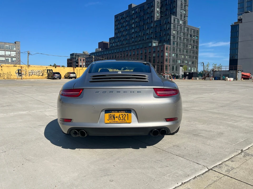 2012 Porsche 991 Carrera - Image 6 of 23